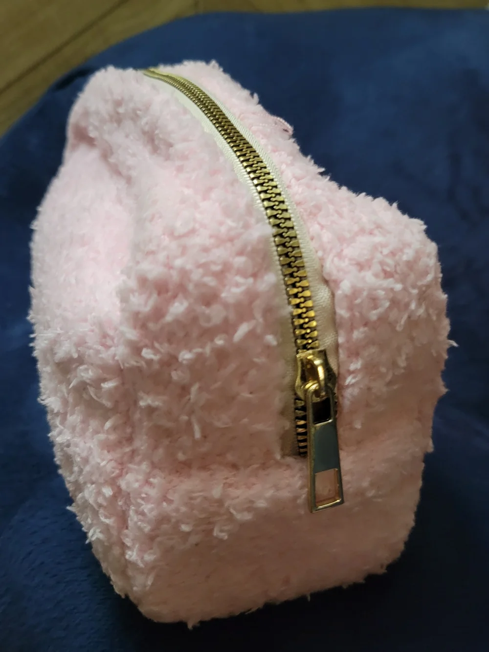 LOVE Fuzzy Sherpa Pouch with 3 Plush Cozy Socks - Pink & Cream